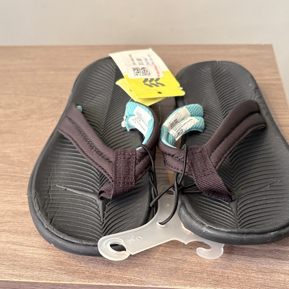 All in Motion Black Kids Sandals